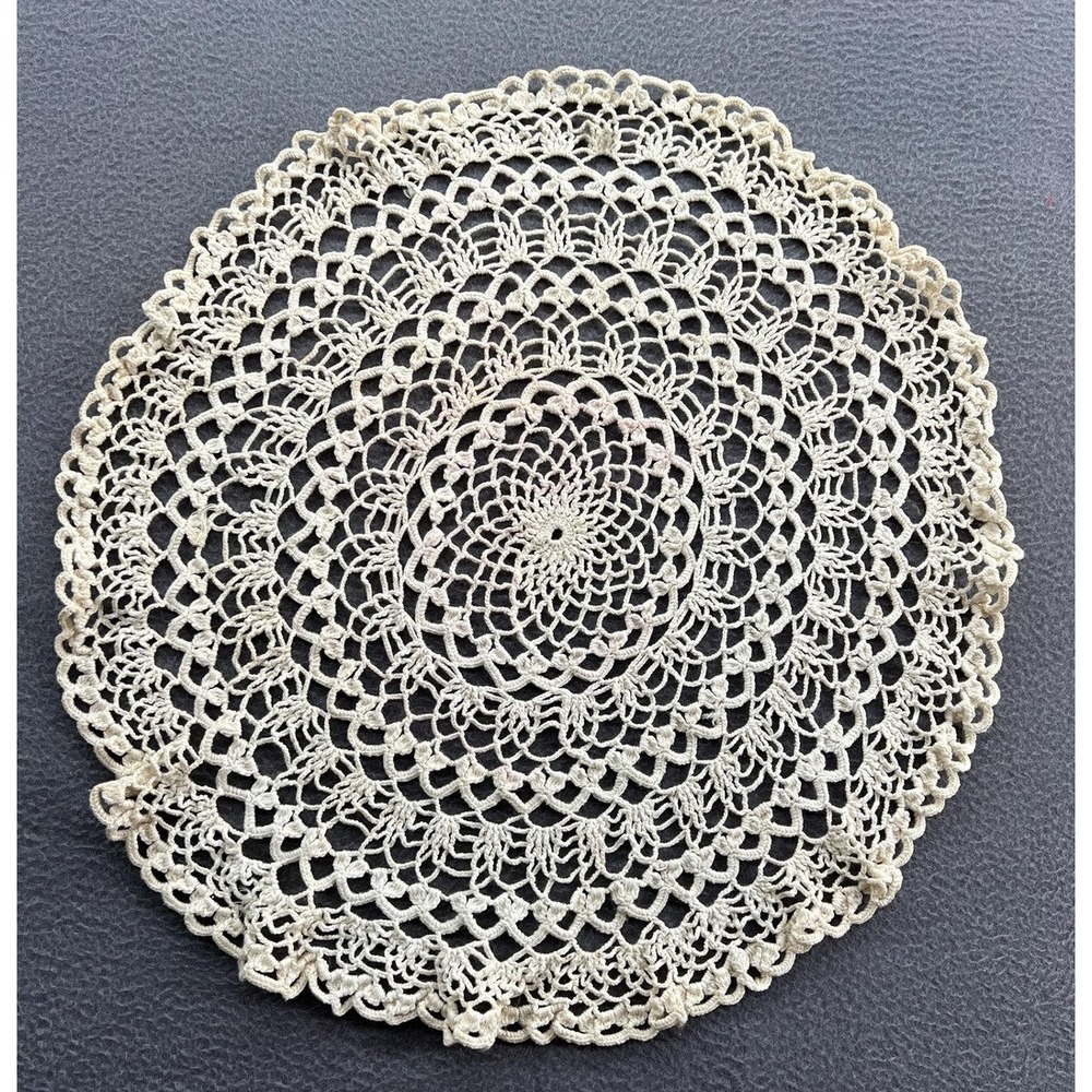 Vintage Handmade Crochet Lace Doily 19.5 Inch Round Cream Cotton Table Decor